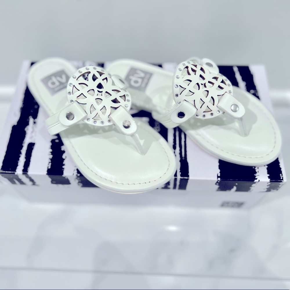 Brand new! Toddler girl’s Dolce Vita sandals